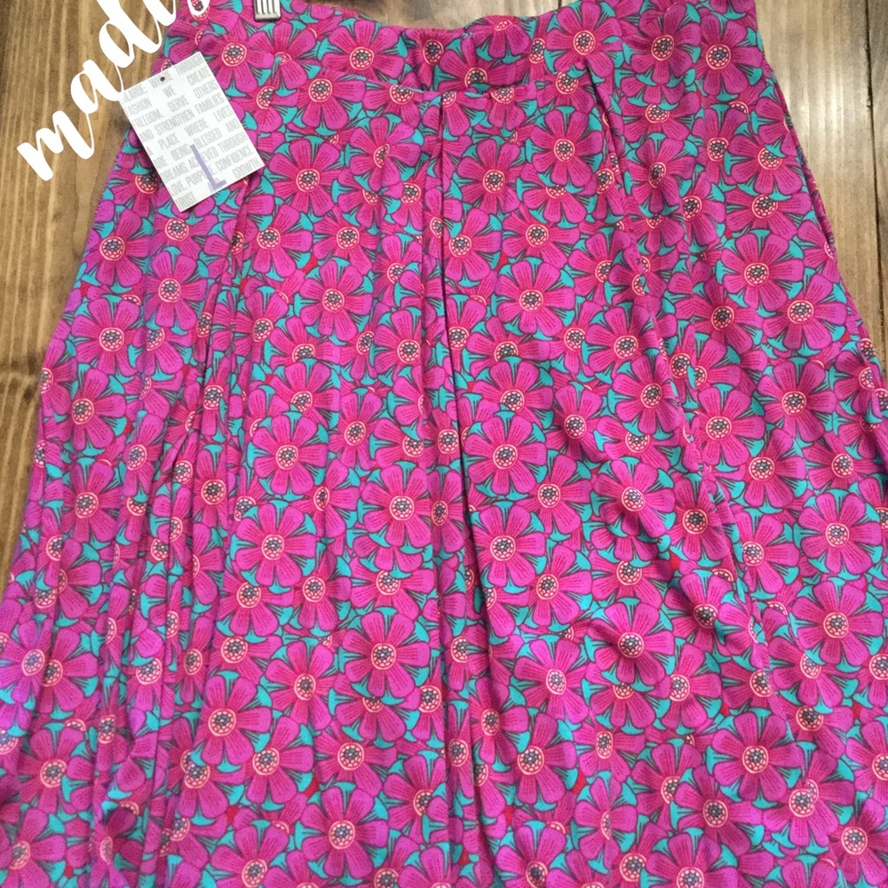 LuLaRoe Madison skirt NWT
